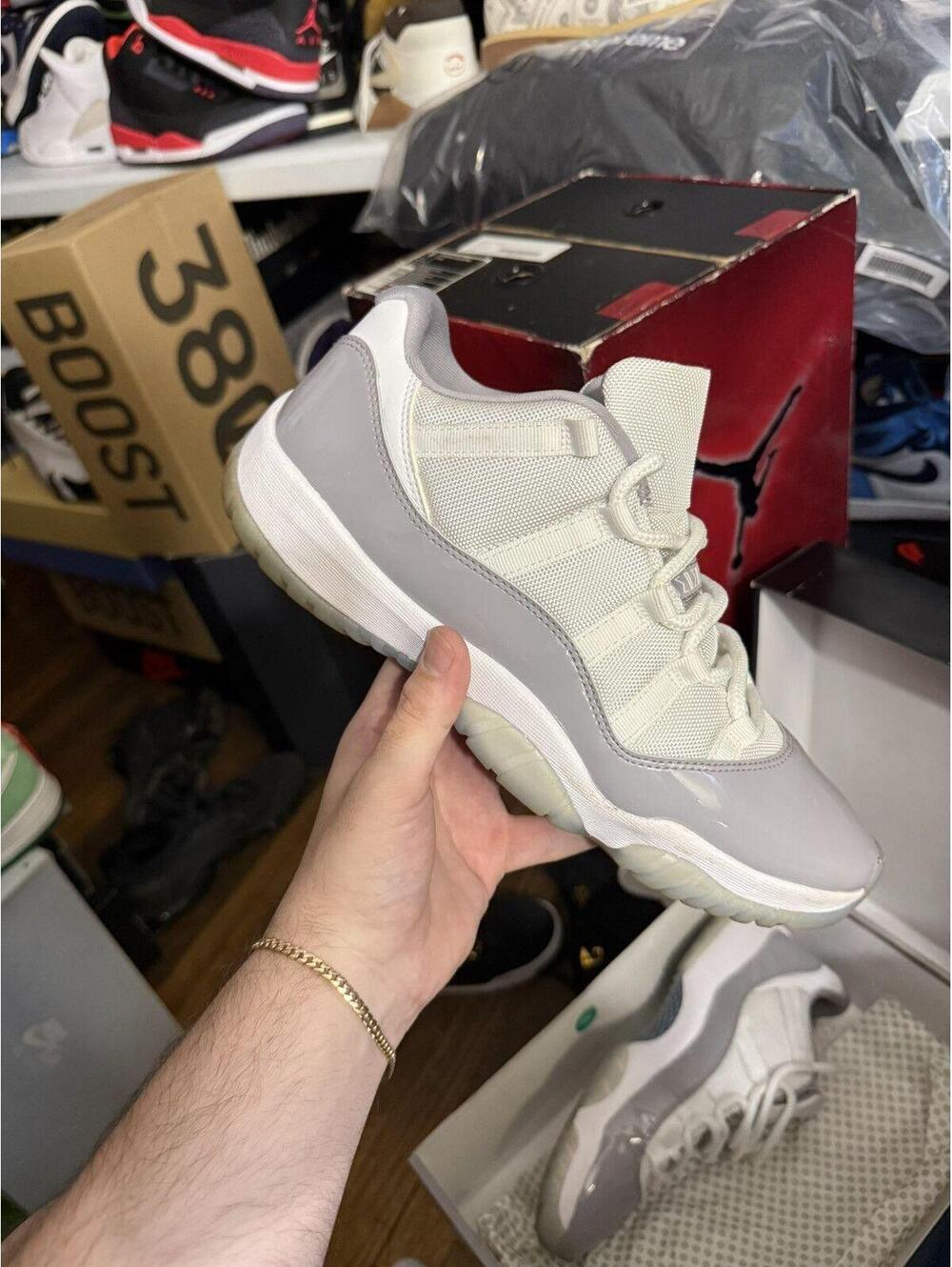 Jordan retro 11 low cement grey sz 11